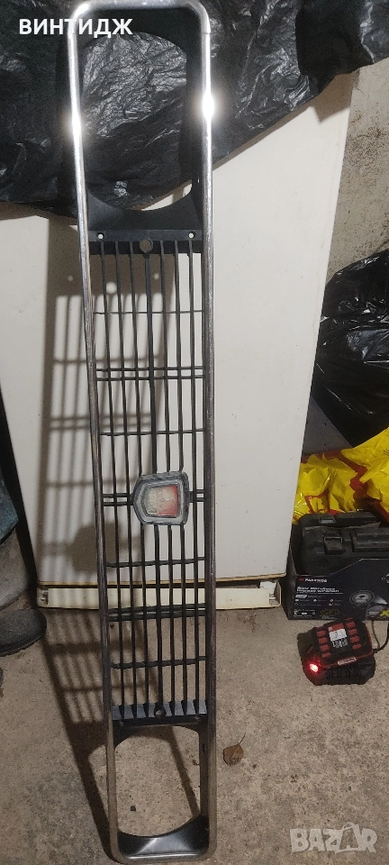 маска решетка москвич московец, снимка 1