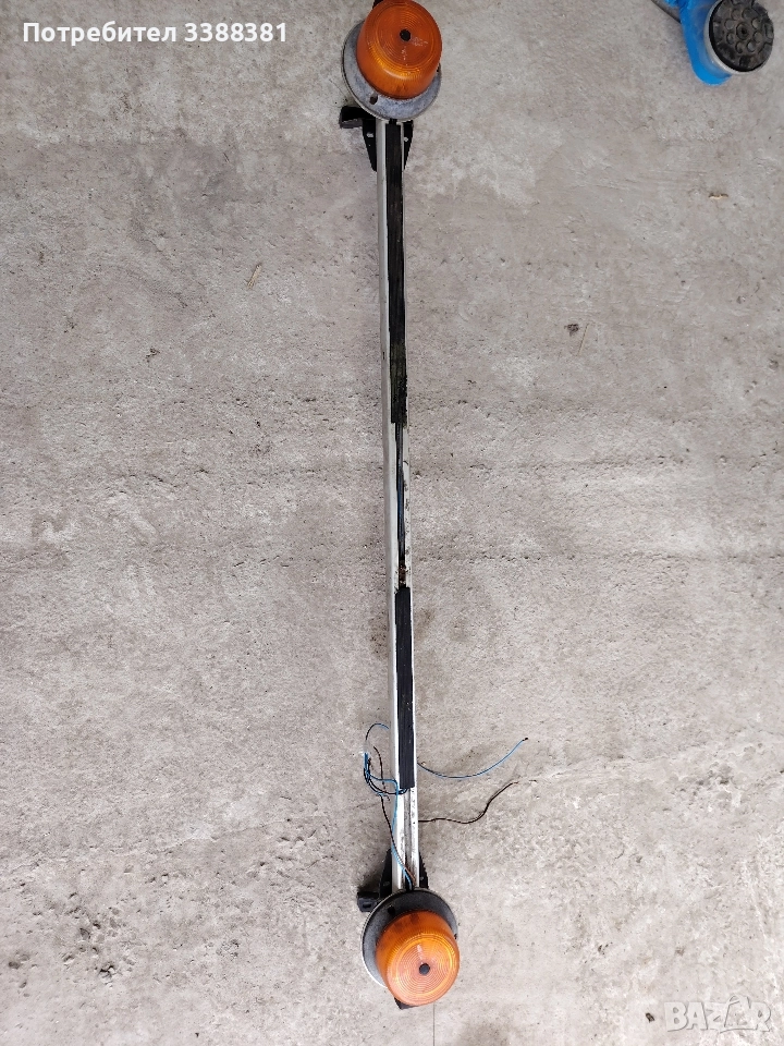 стойка с буркани пътна помощ, снимка 1