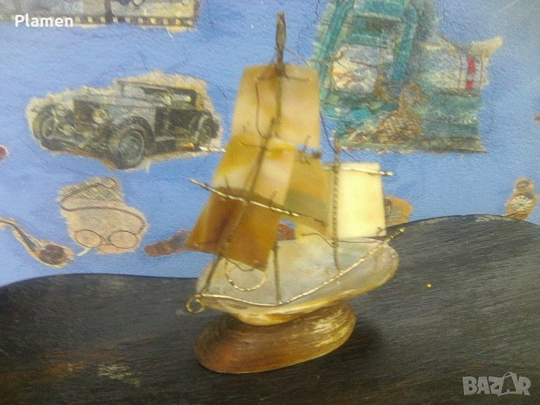 Корабче от мида и седеф - сувенир, снимка 1