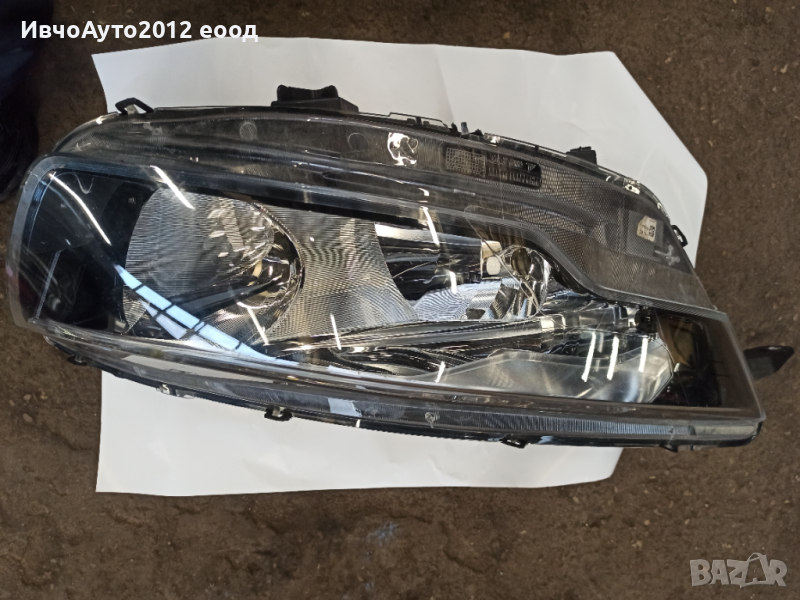 Фар десен оригинален 05802476873 iveco daily 14-19 г, снимка 1