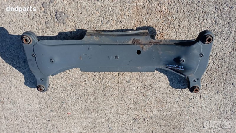 Преден мост Toyota Avensis 1.6i 2000г.	, снимка 1