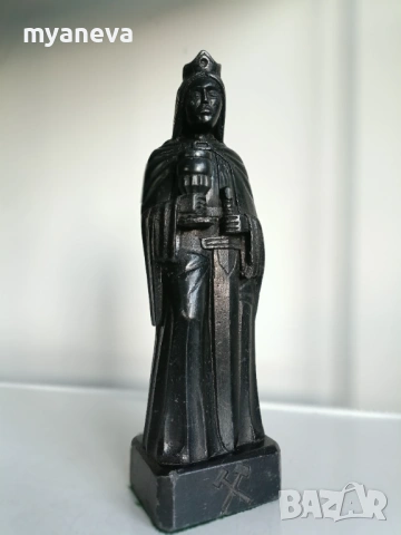 Света Варвара – християнска мъченица и светица, покровител на миньорите, геолозите , снимка 2 - Статуетки - 53829832