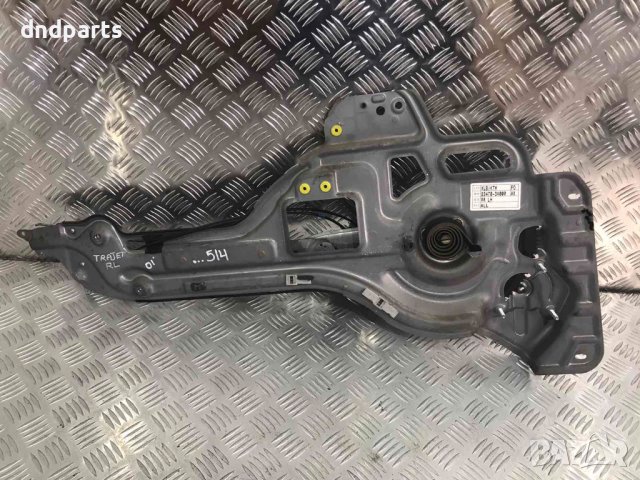 Заден ляв стъклоповдигач Hyundai Trajet,2001г.