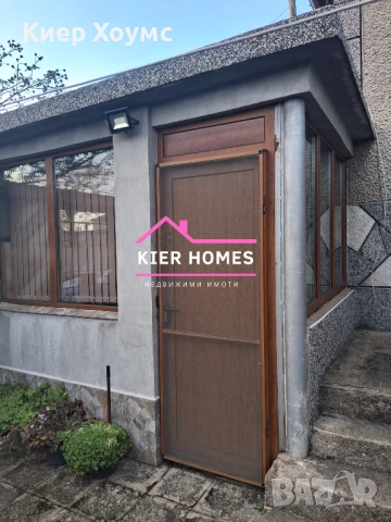 Двуетажна къща в гр.Гълабово обл.Стара Загора, снимка 4 - Къщи - 52652675