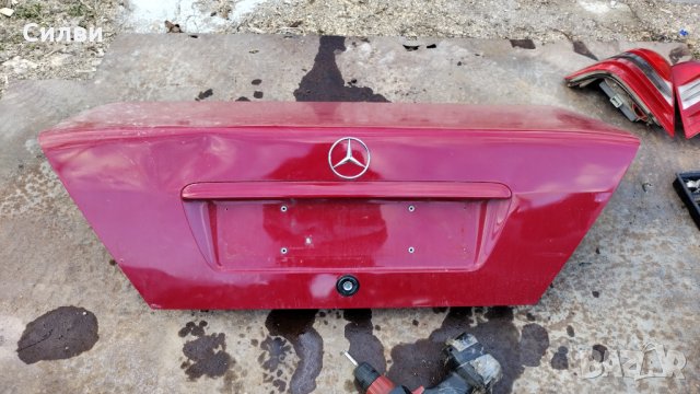 Преден и заден капак за Мерцедес В202 от Mercedes W202 седан ц класа Ц180 C180 и др. багажник, снимка 5 - Части - 35871326