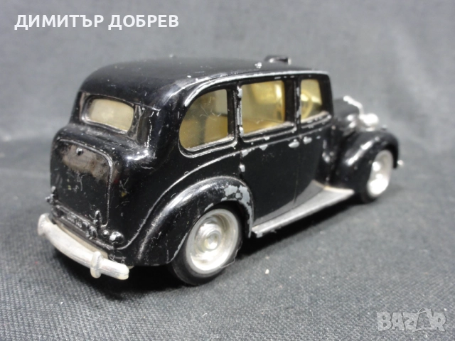 СТАРА РЕТРО МЕТАЛНА КОЛИЧКА AUSTIN FX 3 LONDON TAXI ERTL, снимка 4 - Колекции - 52223662