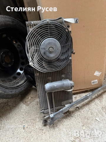 радиатор климатик + перки за opel corsa B 1.2i   цена 40 лв или 20.45 евро общо  беше пълен с фреон,