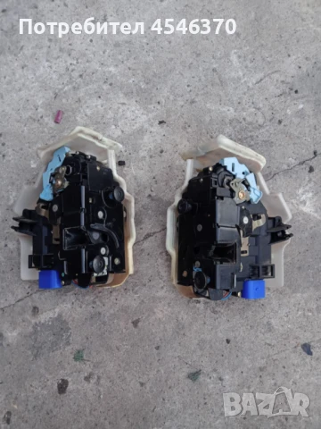 Брави предни врати ляв-десен брой 30лв  за Волксваген Голф 5 1.9 дизел 105к.с 2006г 