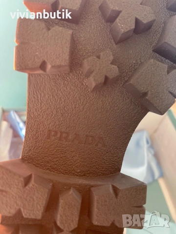 Обувки Prada 39, снимка 3 - Дамски ежедневни обувки - 53095998