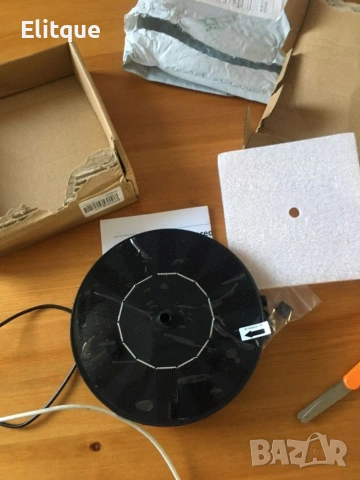 Соларен фонтан с три режима на разпръскване