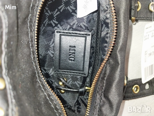 Нова Черна чанта с капси, снимка 8 - Чанти - 53602523