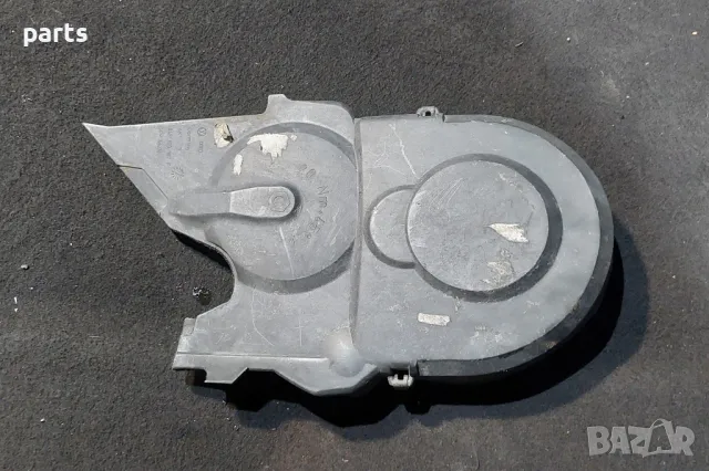Капак Ангренаж 1.9TDI VW Пасат 5 (2) N:8800
- 045109107F, снимка 2 - Части - 47829944