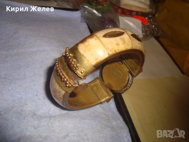 СТАРА НЕФРИТЕНА ТИБЕТСКА ЕТНОГРАФСКА БРОНЗОВА ГРИВНА с ОБКОВ от РОГ МАЙСТОРСКА РЪЧНА ИЗРАБОТКА 26205, снимка 15 - Антикварни и старинни предмети - 35996878