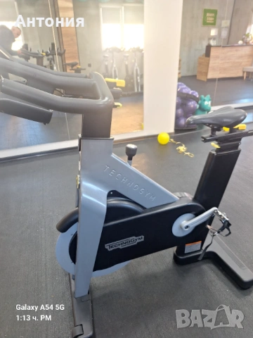 Technogym Group Cycle D92 Connect!4бр Spinning Bike!, снимка 5 - Фитнес уреди - 53845042