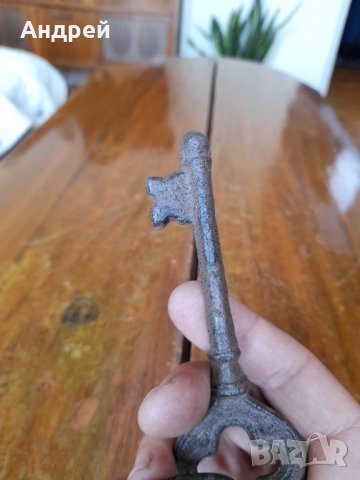Стар метален ключ #5, снимка 4 - Други ценни предмети - 41935910