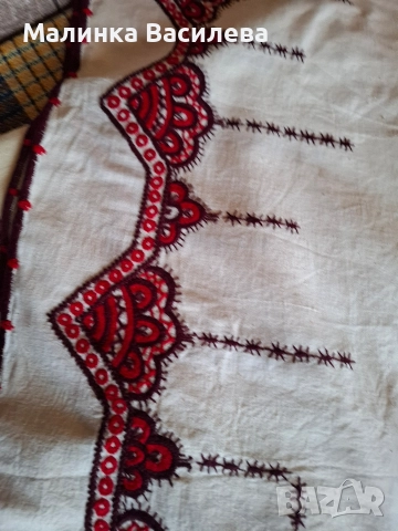 Ръчно бродирана покривка за маса , снимка 4 - Декорация за дома - 52639599