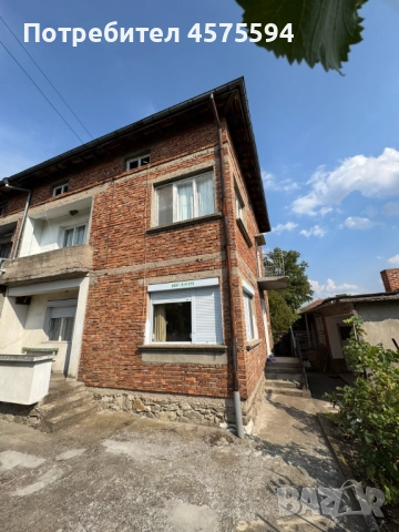 Продава къща с гараж в Симеоновград, Център, снимка 2 - Къщи - 51487663