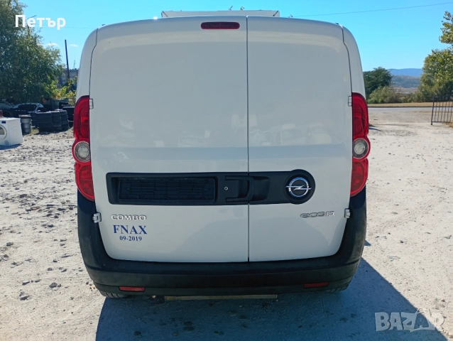 Opel Combo Метан/Бензин Хладилник , снимка 5 - Автомобили и джипове - 51806733