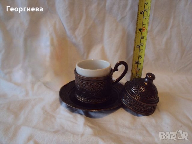 Ориенталска чашка за кафе