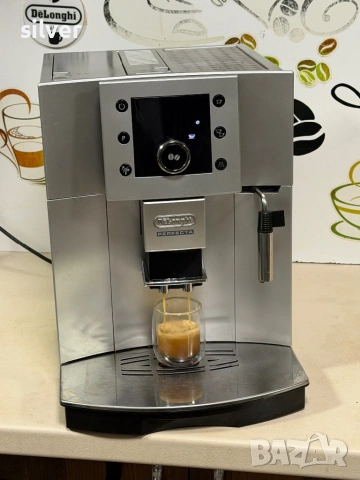 Кафемашина кафе автомат delonghi perfecta с гаранция, снимка 4 - Кафемашини - 53628122