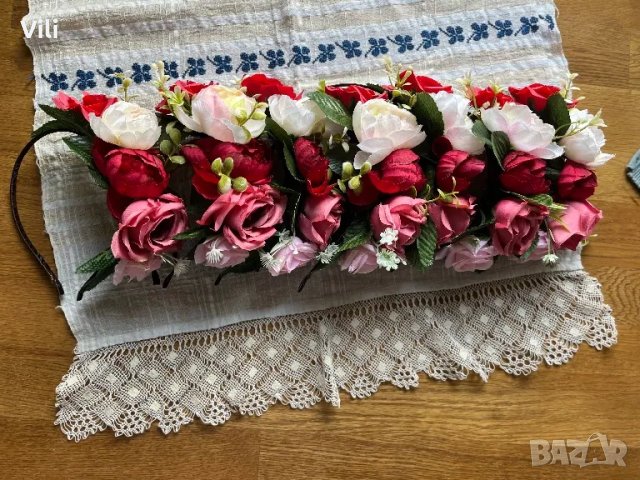 Диадема с цветя за носия
