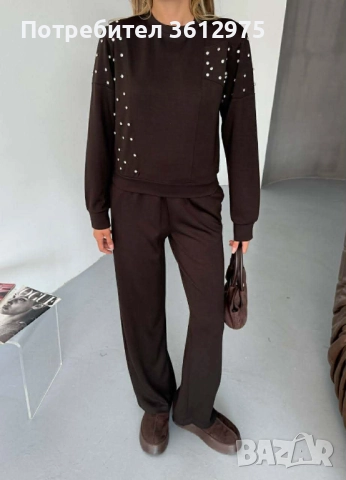 Дамски комплект с камъчета, снимка 2 - Спортни екипи - 52532304