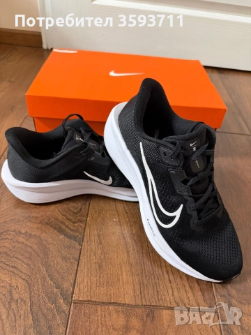 Маратонки nike номер 44 50 евро