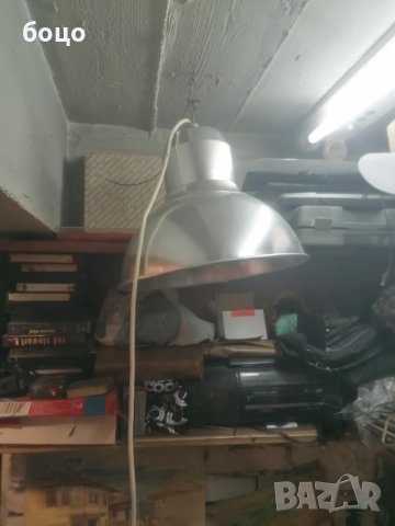 Продавам индустриална лампа , снимка 1 - Лампи за таван - 41303586
