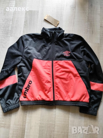 Чисто ново Дамско спортно горнище на марката UMBRO от Германия