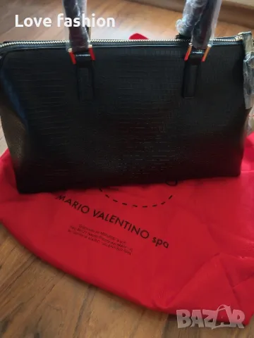 Оригинална черна чанта Valentino и оригинално портмоне Valentino , снимка 4 - Чанти - 48601182