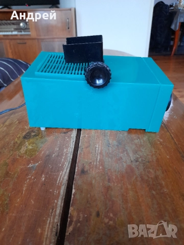 Стар прожекционен апарат ФД 2, снимка 2 - Антикварни и старинни предмети - 52100471