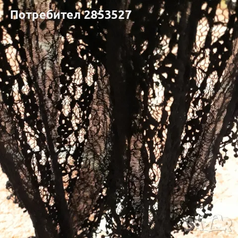 Дамски черен Шал, снимка 5 - Шалове - 47554971