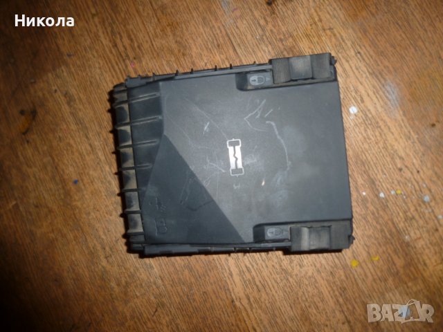 Бушонно табло Голф 5 2.0 тди 170 к.с 1КО937125 А, снимка 2 - Части - 39138057