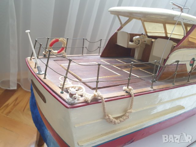 Модел на кораб Constellation 1966 година, снимка 7 - Колекции - 40974993