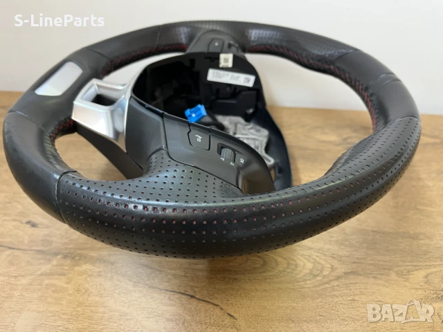 Оригинален с перфорирана кожа Мулти волан Peugeot 208 2008 GT Пежо pejo, снимка 5 - Части - 51166921