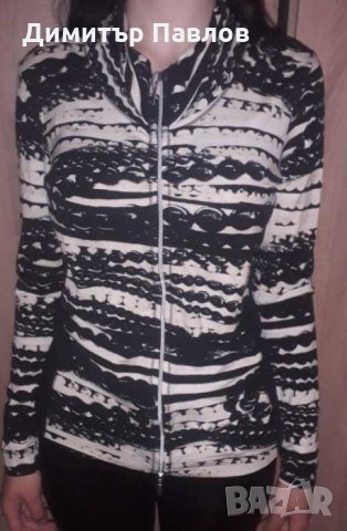 Дамски блузи размер М, снимка 2 - Блузи с дълъг ръкав и пуловери - 34287224