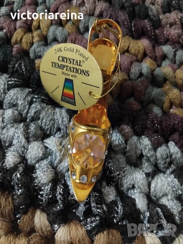 Статуетка позлатена обувка Swarovski 