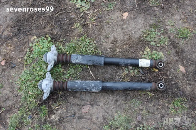 Амортисьор заден ляв десен Фолксваген Голф 6 VW Golf 6 4врати комплект