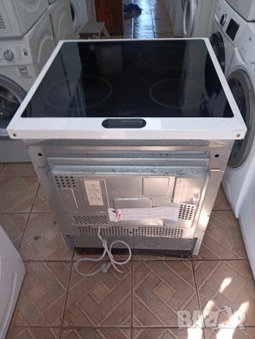 Свободно стояща печка с керамичен плот Voss Electrolux с две години гаранция!, снимка 4 - Печки, фурни - 53820803