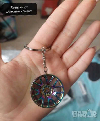 Стилен ключодържател джанта за кола, снимка 4 - Аксесоари и консумативи - 41795344