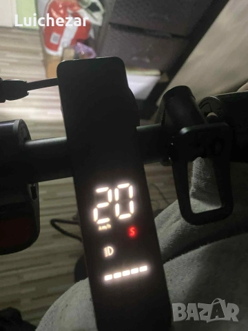 Електрическа тротинетка 20km/h, снимка 3 - Скейтборд, ховърборд, уейвборд - 53406355