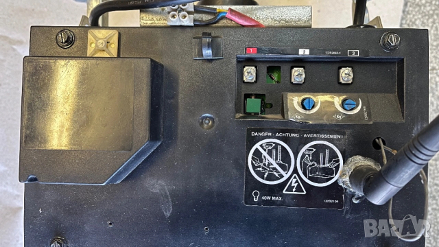 Мотор за гаражна врата , снимка 2 - Гаражни врати - 53756268