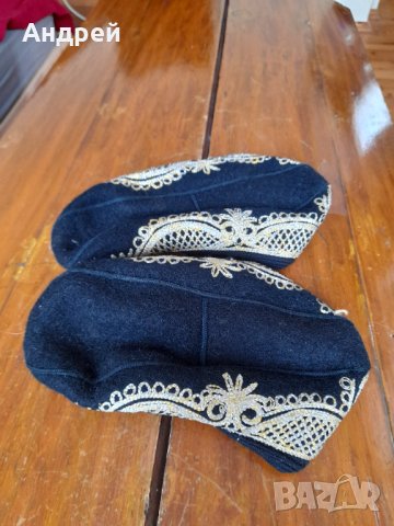 Стари родопски терлици #6, снимка 6 - Антикварни и старинни предмети - 34785005