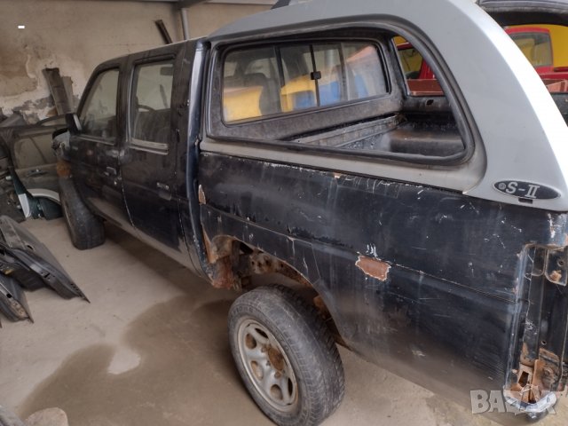 Nissan King Cab 2.5d, снимка 4 - Автомобили и джипове - 34045832