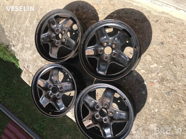 ОРИГИНАЛНИ МЕТАЛНИ ДЖАНТИ С ОРИГИНАЛНИ ТАСОВЕ ЗА ФОЛКСВАГЕН ПАСАТ, снимка 3 - Гуми и джанти - 41904241