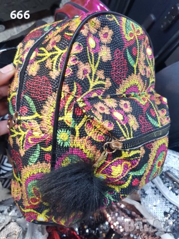 Ранички, снимка 7 - Раници - 42185413