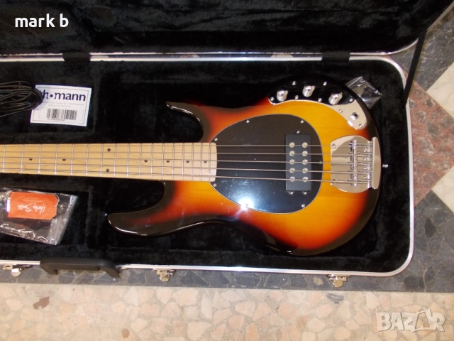    Бас китара 5 струнна, снимка 2 - Китари - 52682323