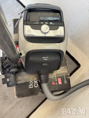 Прахосмукачка без Торба Miele Boost CX1 Allergy 890W HEPA Немска!, снимка 5 - Прахосмукачки - 55771868