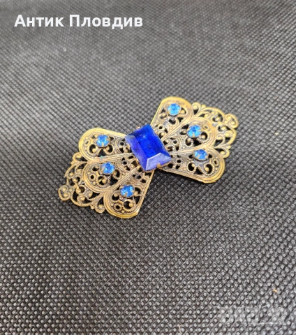 Старинна филигран брошка със син кристал – винтидж бижу, снимка 2 - Други - 53719032