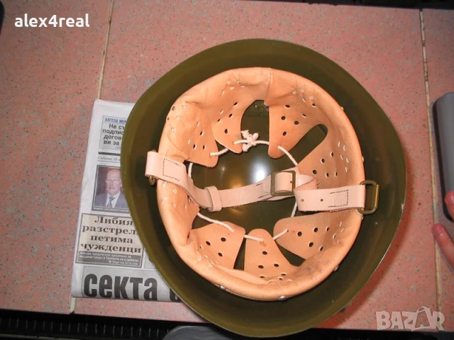 каски от комунистическата БНА тип М72 - 25 лв, снимка 4 - Антикварни и старинни предмети - 51338572